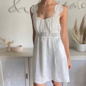 Stone Cold Fox :: Satin Lace Mini Dress